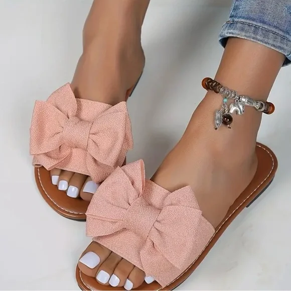 Women flat sandals with a decorative pink bow. Size 6. Imported New - Picture 2 of 2